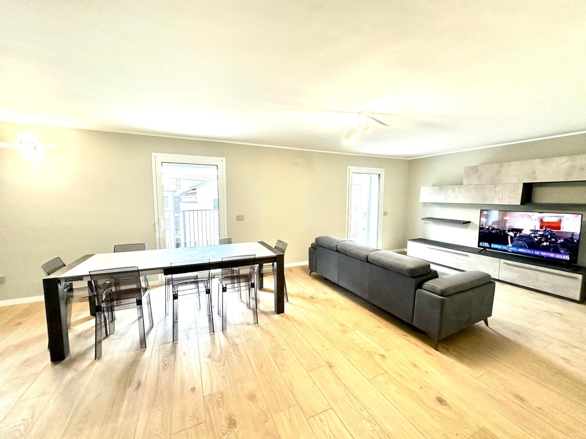 Be-C0 Sempione Luxury Apt Milan Bagian luar foto