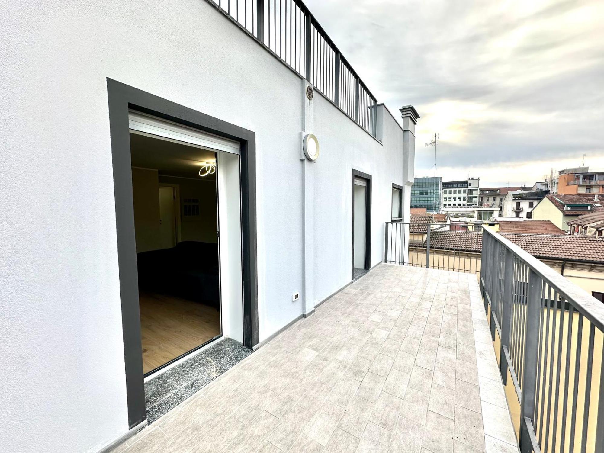 Be-C0 Sempione Luxury Apt Milan Bagian luar foto